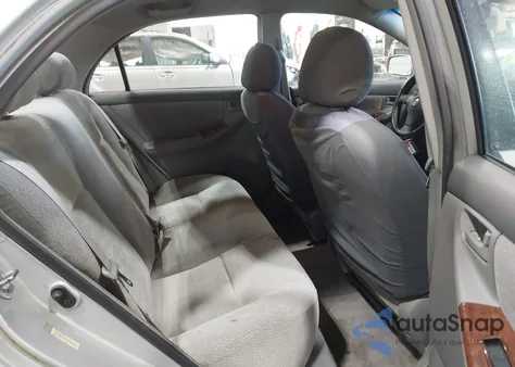 2004 Toyota Corolla Le z USA, uszkodzony, nr VIN 2T1BR32E74C301983